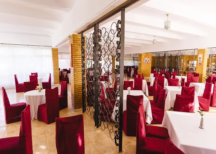 ホテル Belvedere 3*