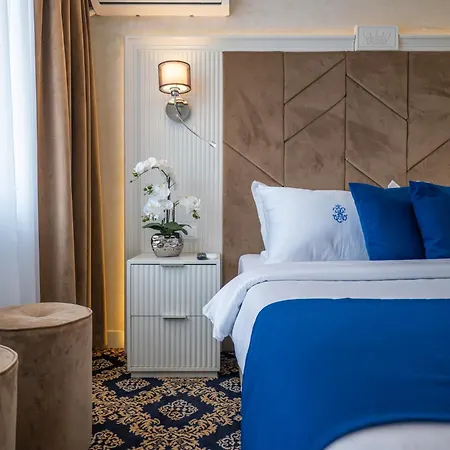 Belvedere Hotel 3*
