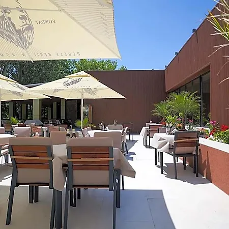 Belvedere Hotell 3*